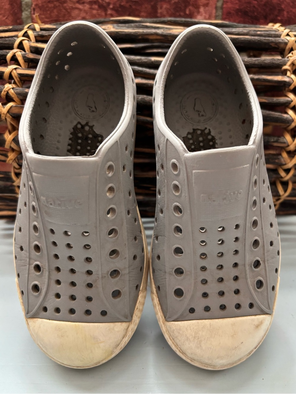 NATIVE Jefferson Grey land/water shoes
